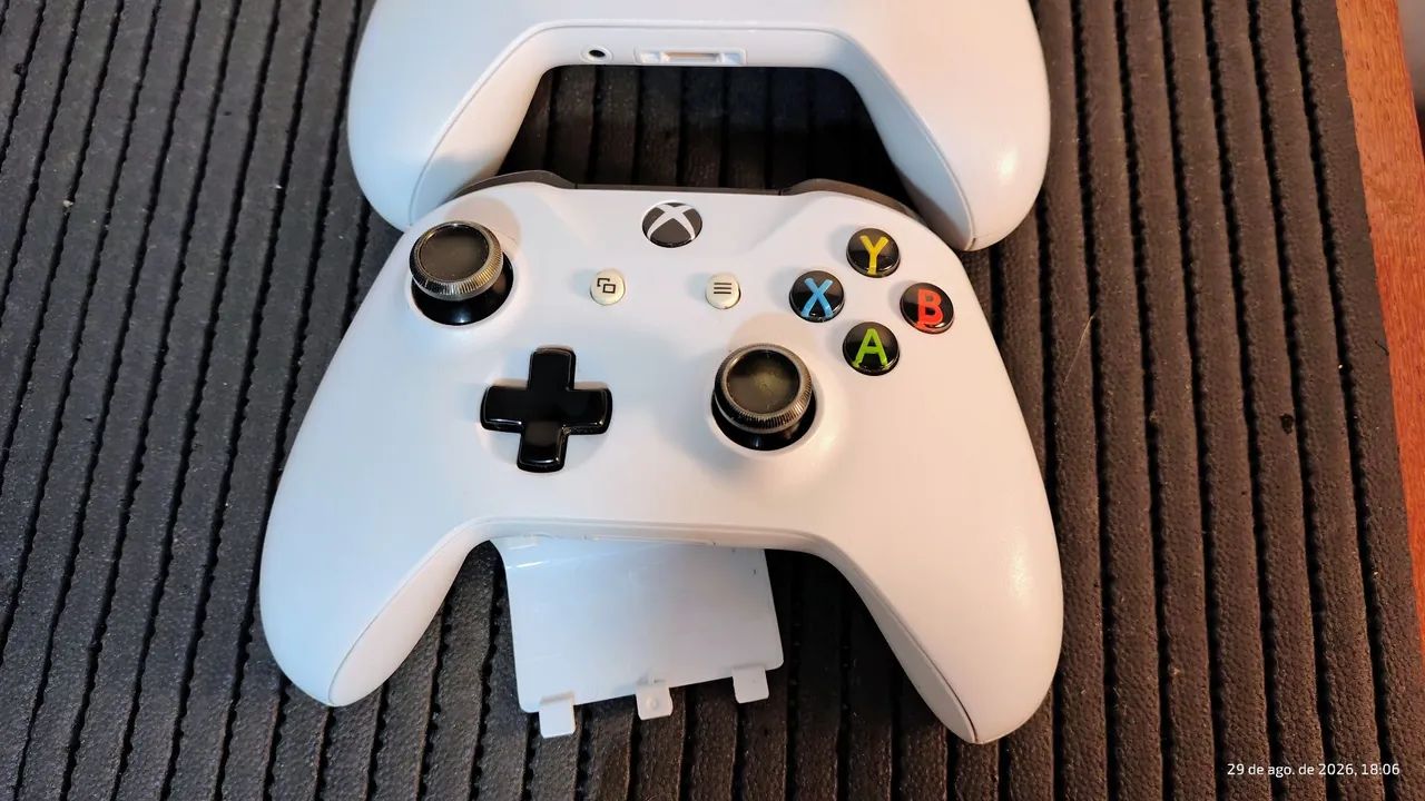 Controle Xbox One - Foto 4