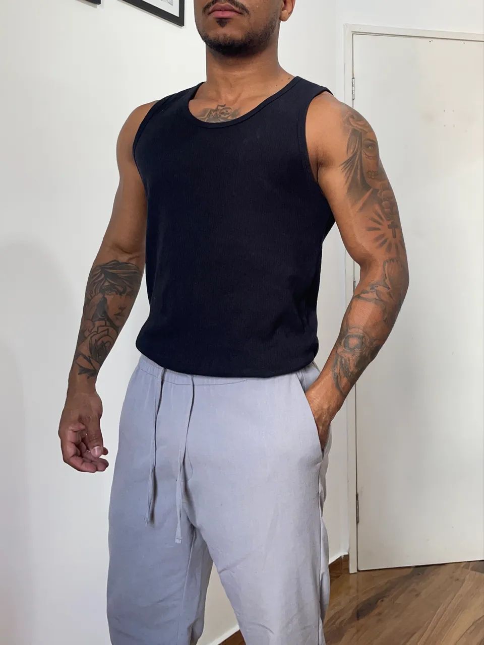 Regata preta básica G slim fit  - Foto 4