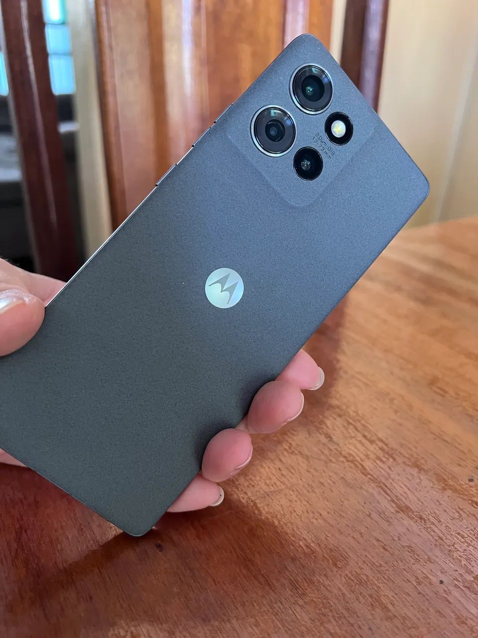 Motorola Edge 50 - Foto 4
