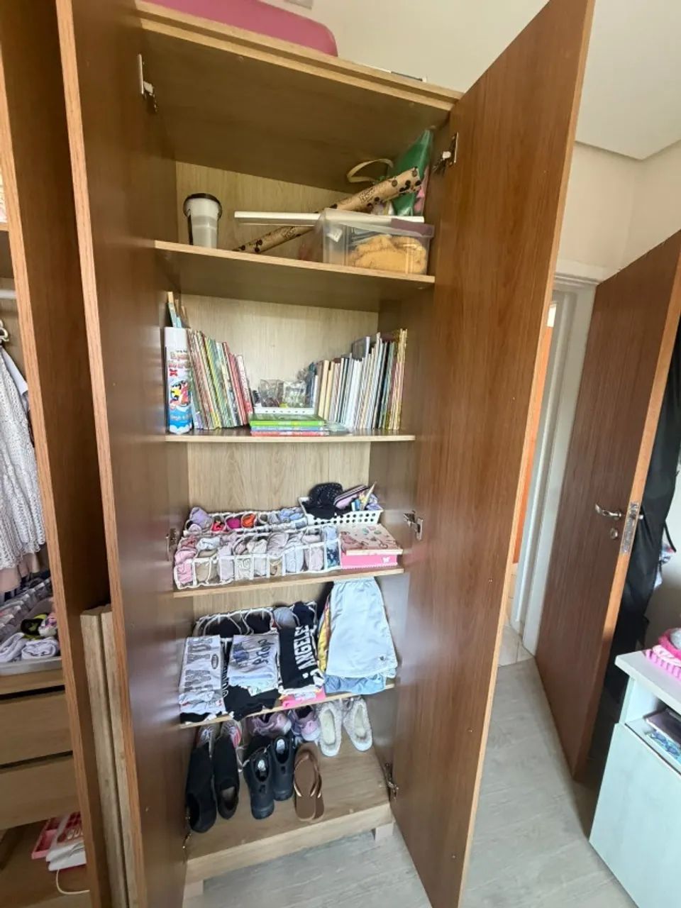 Guarda-Roupa 4 portas - Foto 2