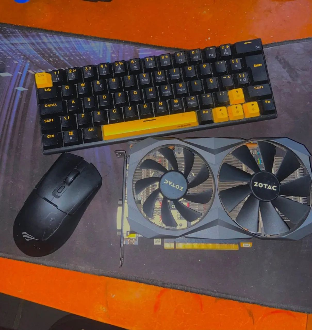 Placa de vídeo 1060 6gb + mouse pad gamer+mouse g300s Logitech 