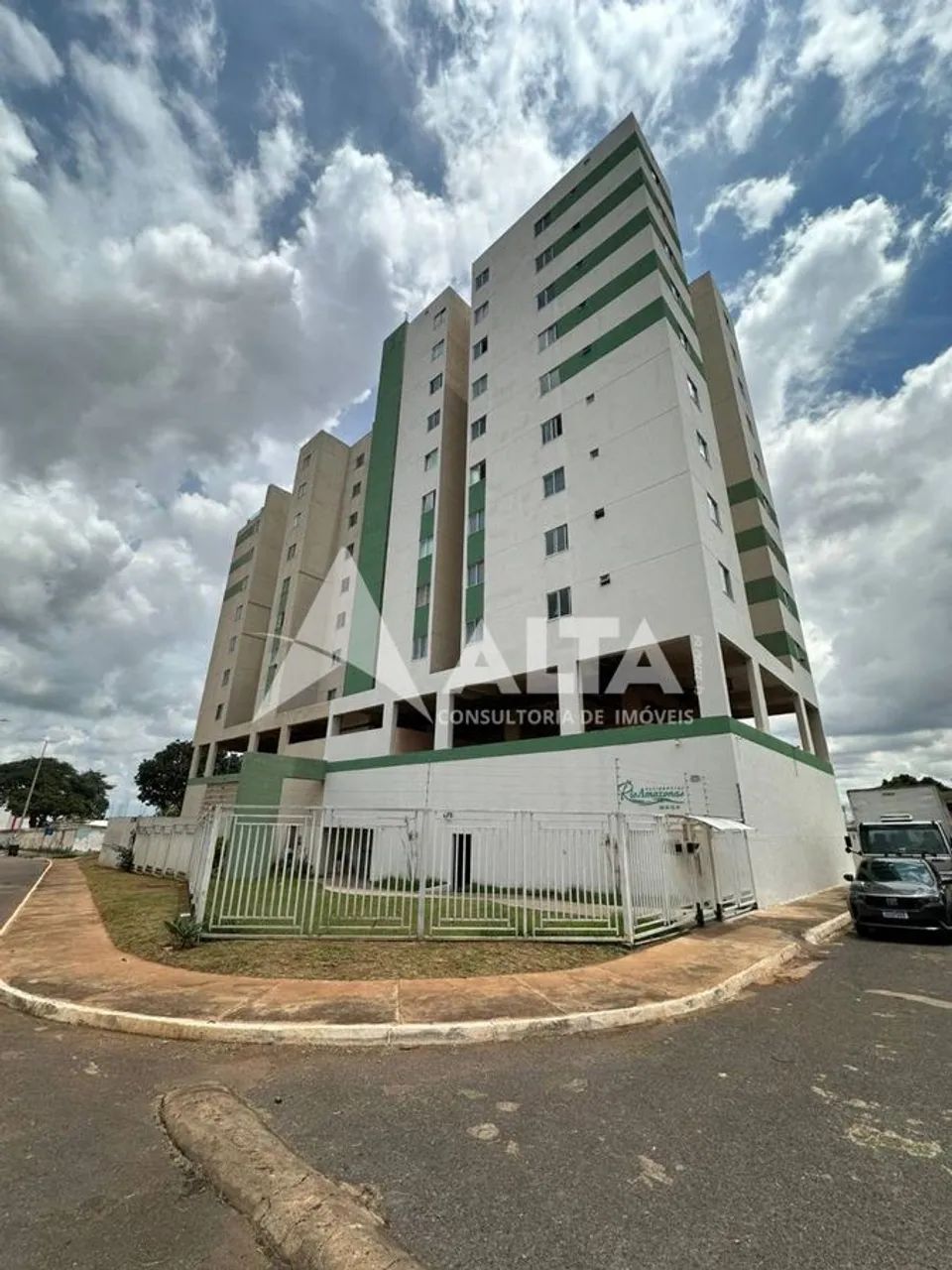 APARTAMENTO 2 QUARTOS (1 SUITE) COM 51M² EM SAMAMBAIA SUL