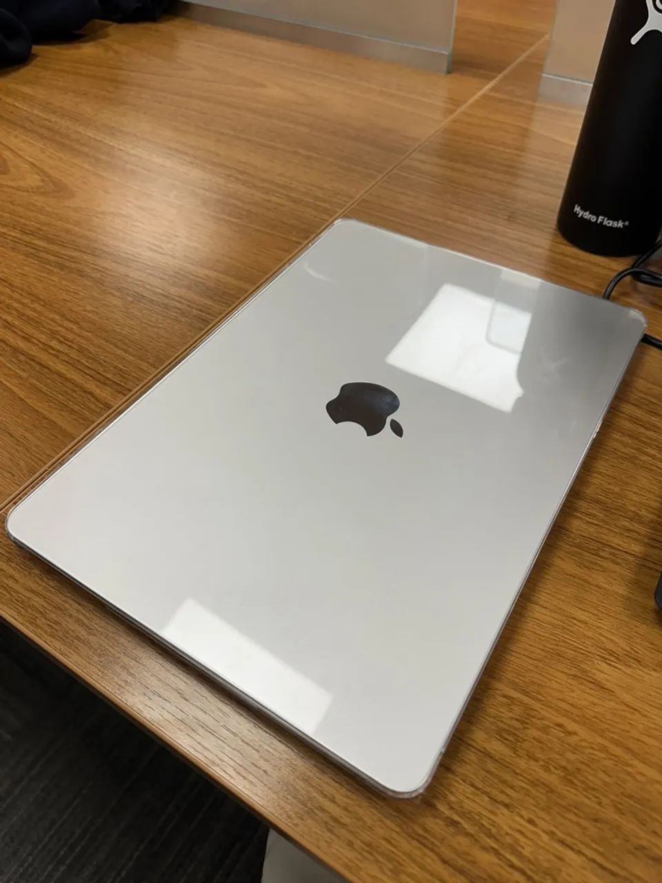 MacBook Air M2 - 8GB 256 SSD 96% bateria - Notebooks - Jardim MacBook Air M2 - 8GB 256 SSD 96% bateria - Notebooks - Jardim