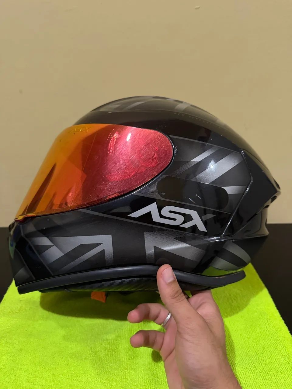 Capacete ASX