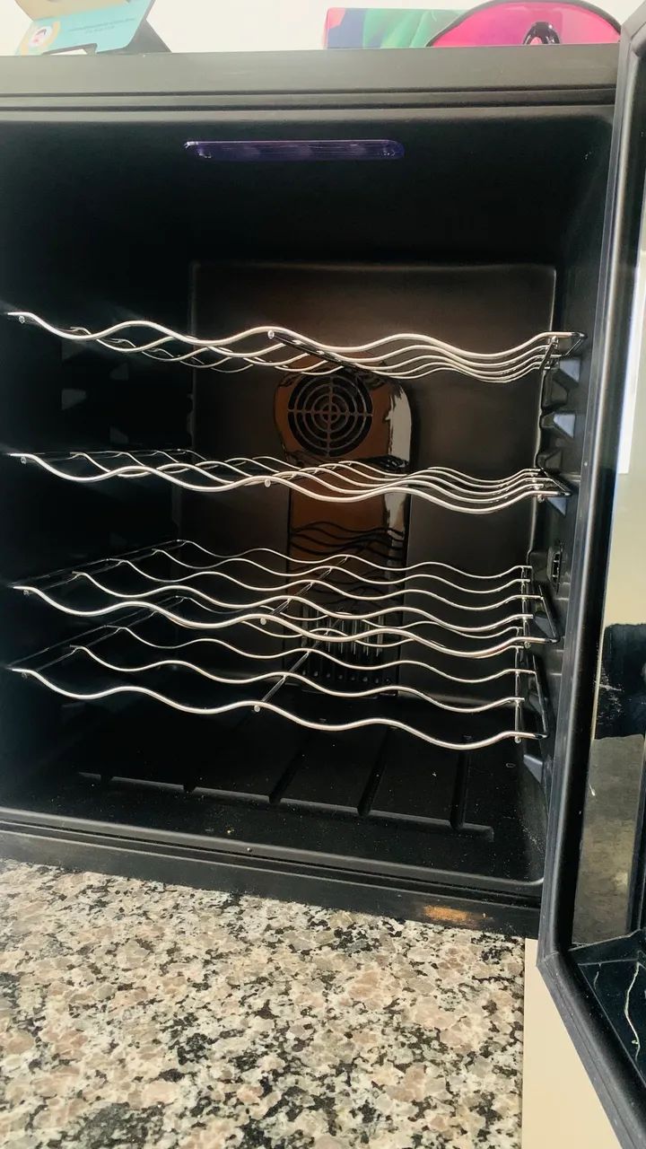 Vendo adega philco toutch espelhada - Foto 3