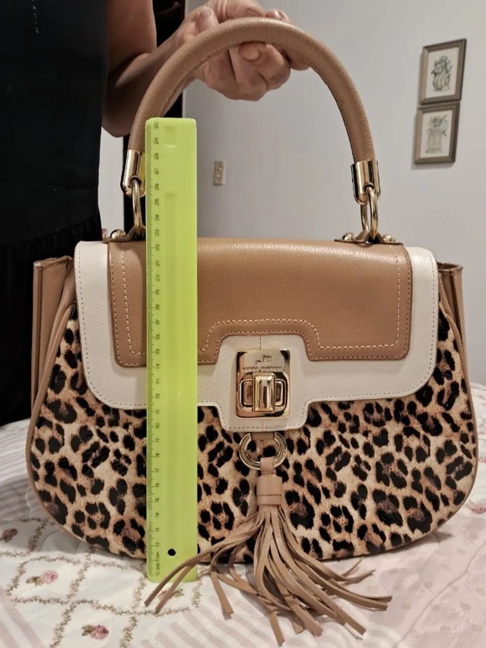 Bolsa semi nova marca jorge bischoff original couro