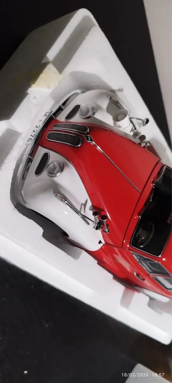Miniatura BMW 502 Fire Brigade 1/18 - Foto 2