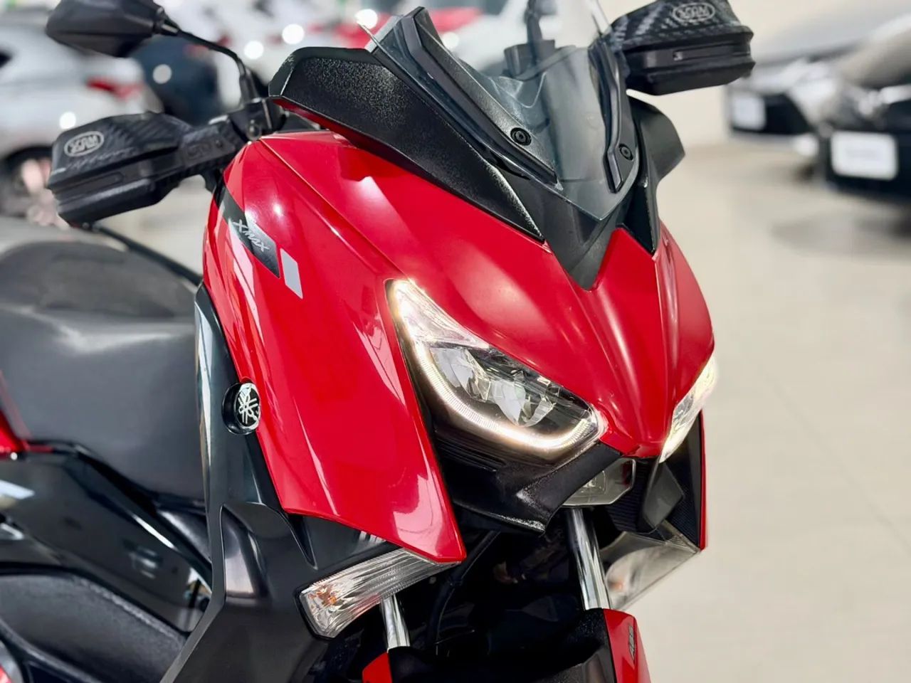 Yamaha Xmax 250 connected abs 2023 - Foto 3
