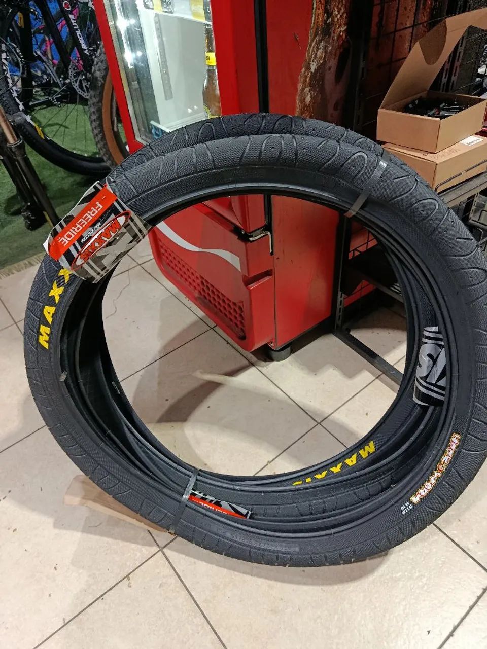 Pneu 26 maxxis hookworm 2.50  - Foto 3