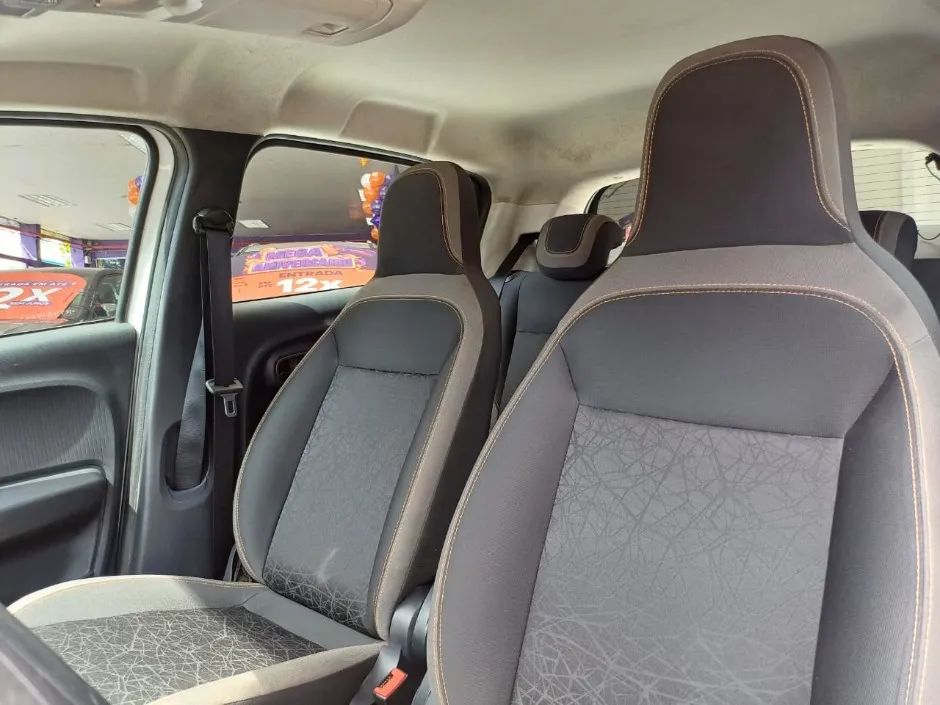Fiat Mobi TREKKING 1.0 Flex 5p., foto 8 de 8