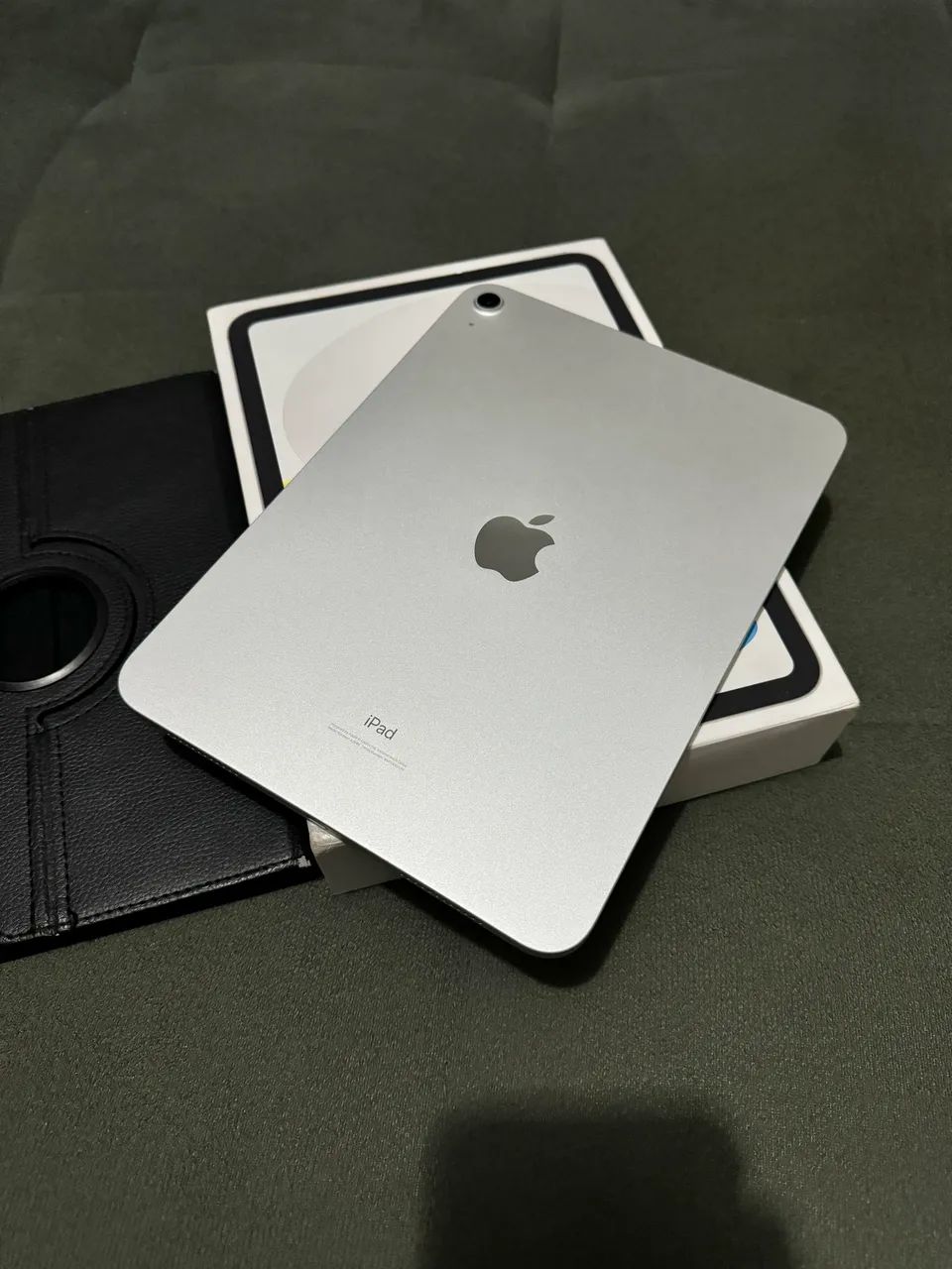iPad 10 64gb silver! Aceito cartão até 12x.