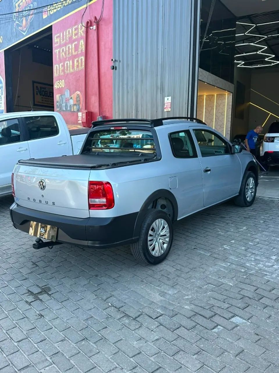 Volkswagen Saveiro Robust 1.6 Total Flex 8V CD 2023 - Foto 3