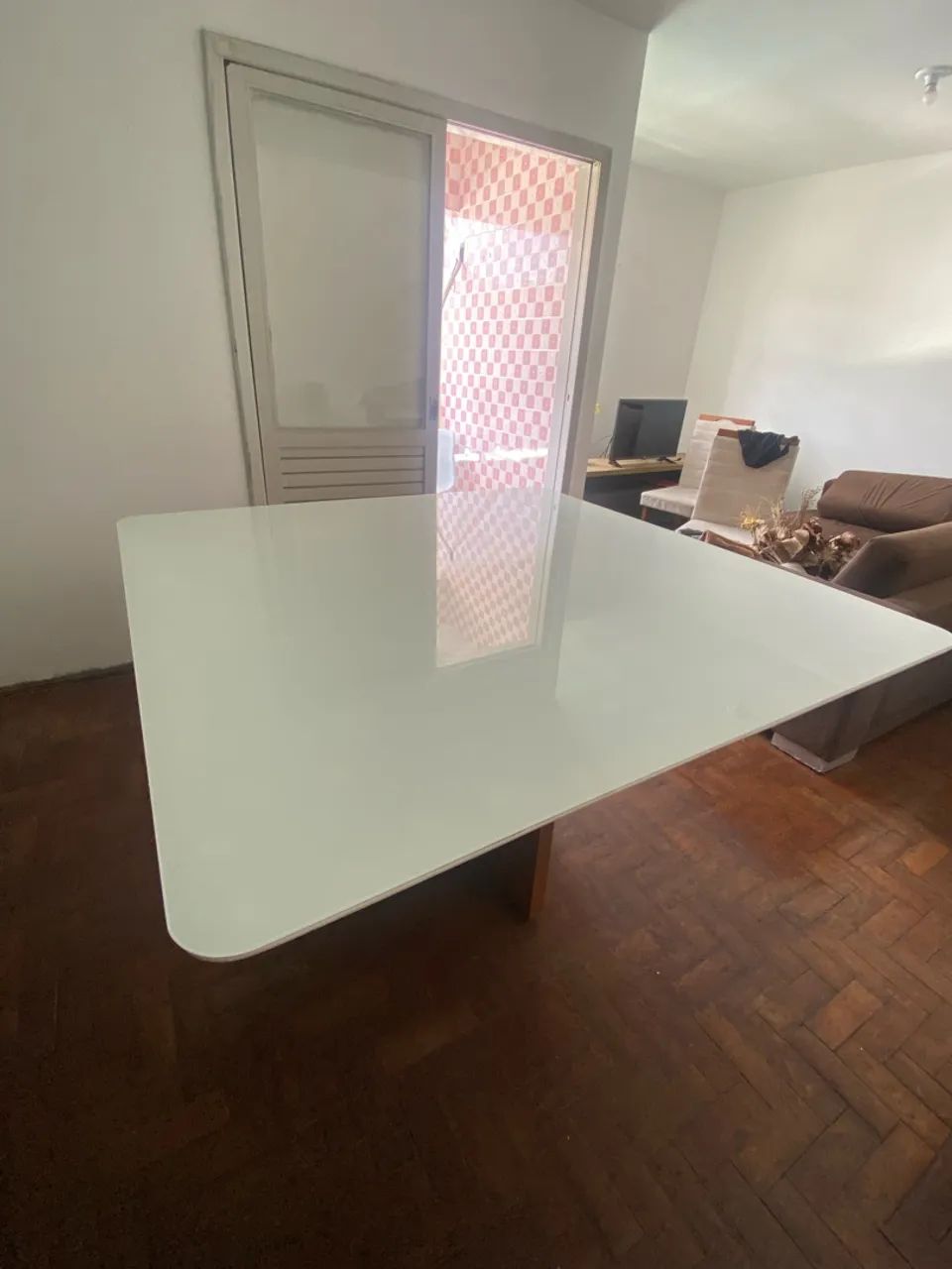 Mesa 8 lugares de madeira 