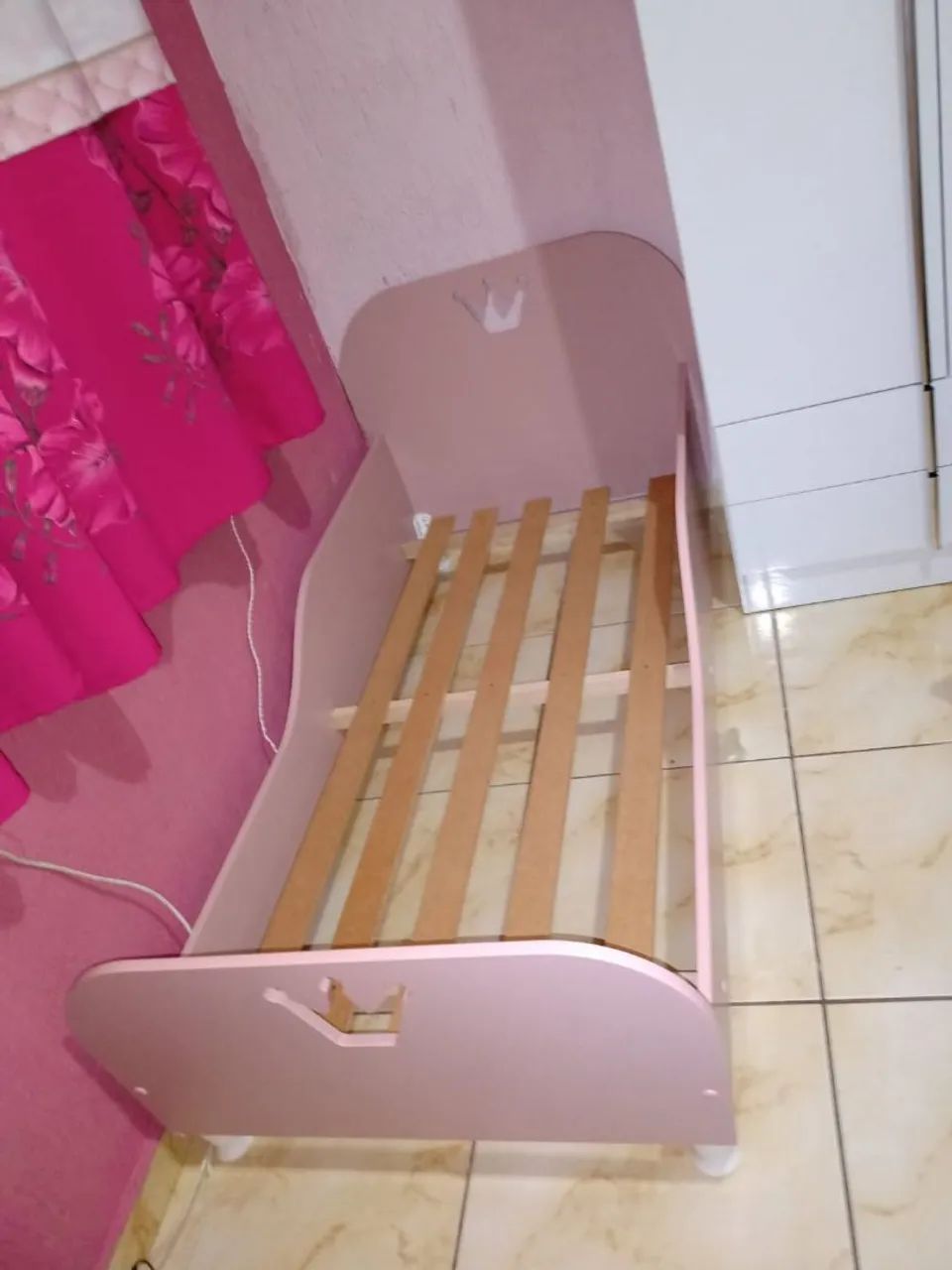 Cama infantil + Colchão.