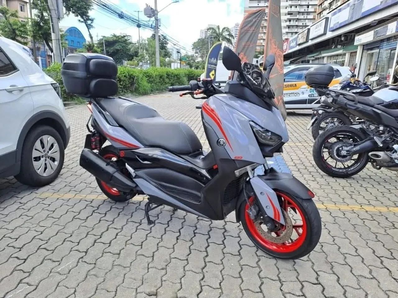 Vendo Xmax 250 