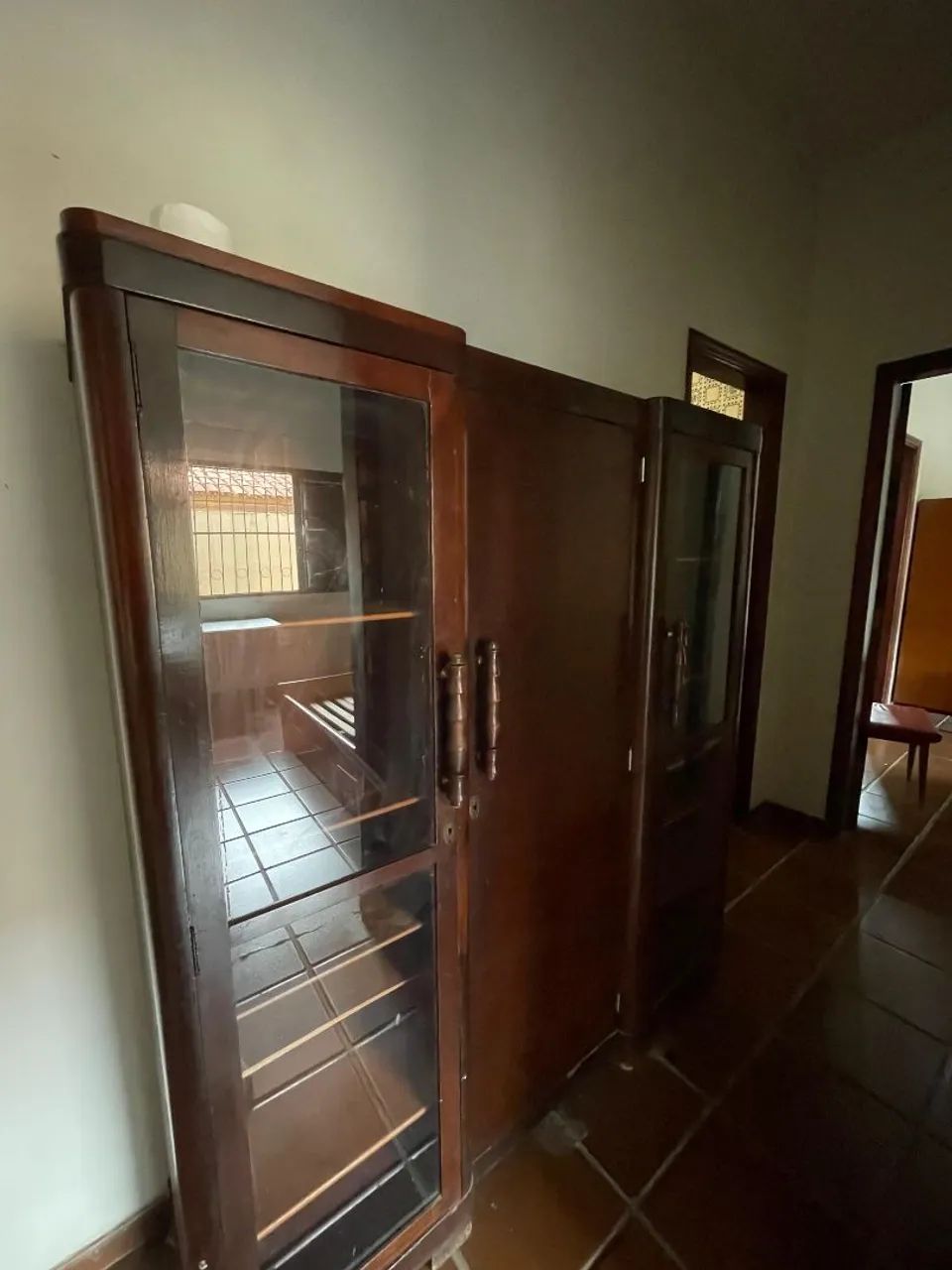 Estante de madeira maciça - Foto 4