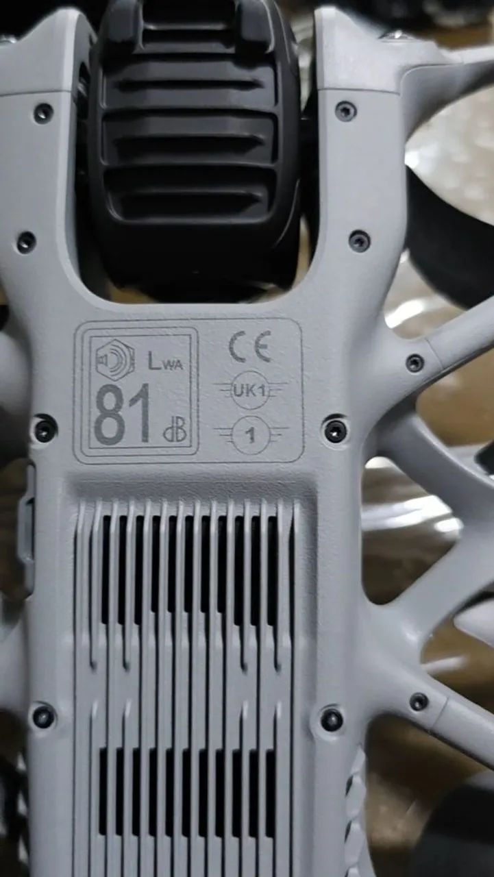 Dji Avata 360 com 3 baterias  - Foto 4