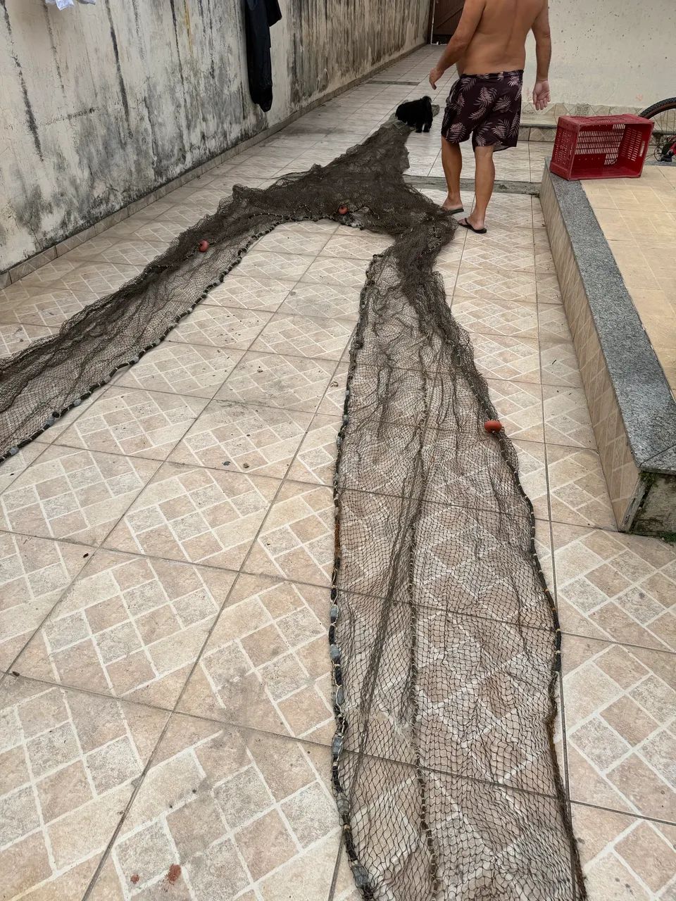 Rede de arrasto com porta de arrastar 