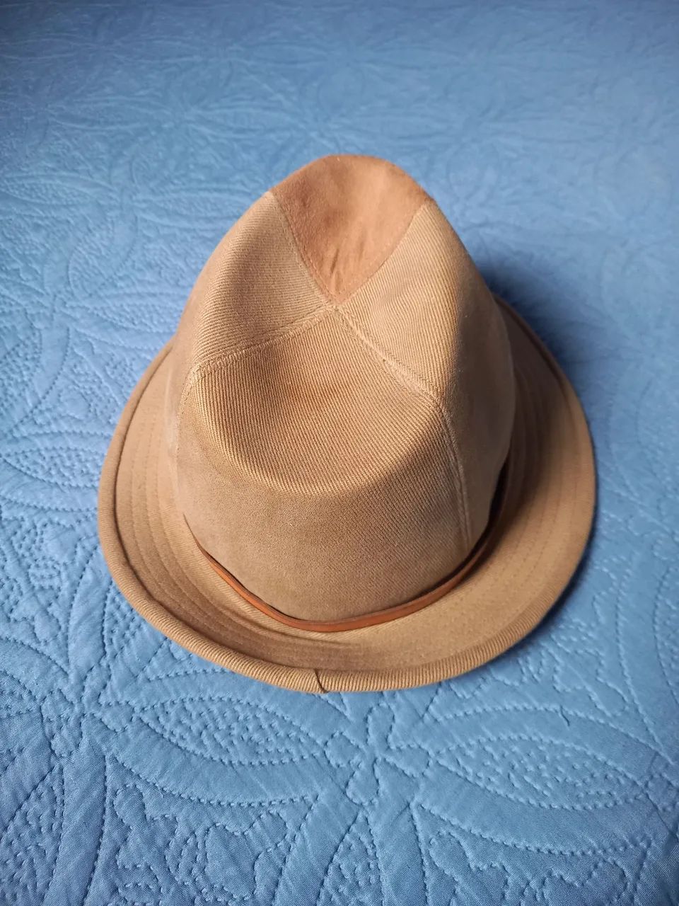 Chapeu Trulby português. 