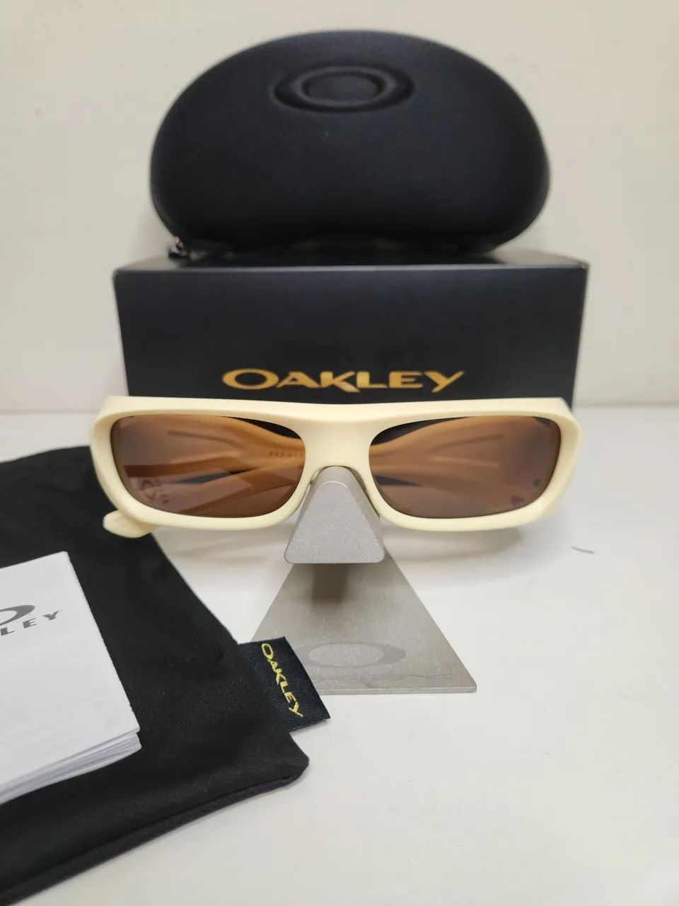 Oakley Permian Cream