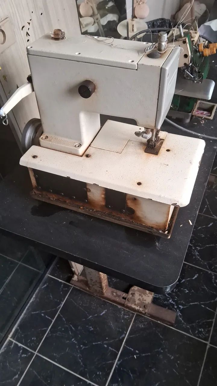 Máquinas de costura industriais 