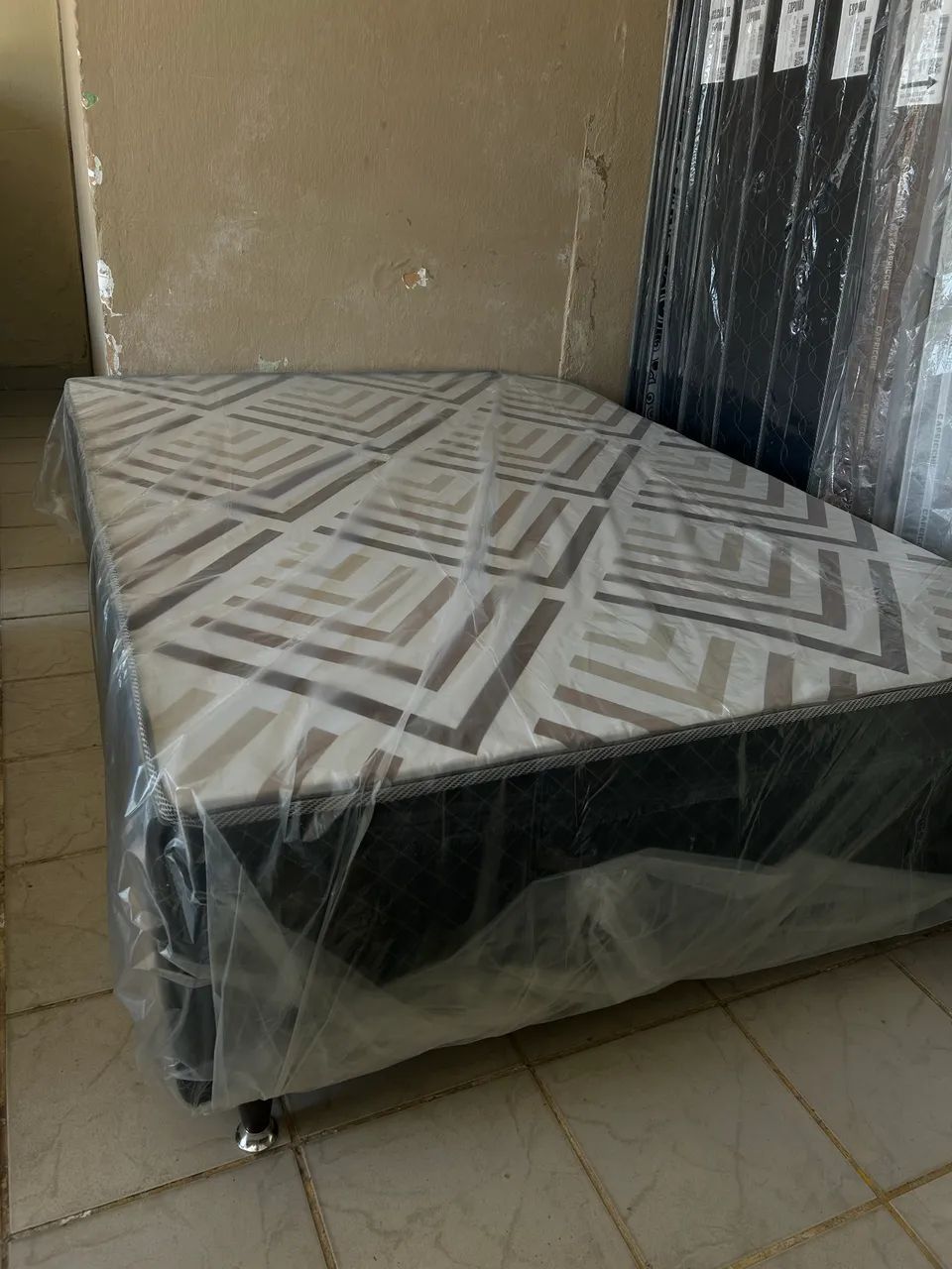 Cama Box Casal Super promoção  - Foto 2