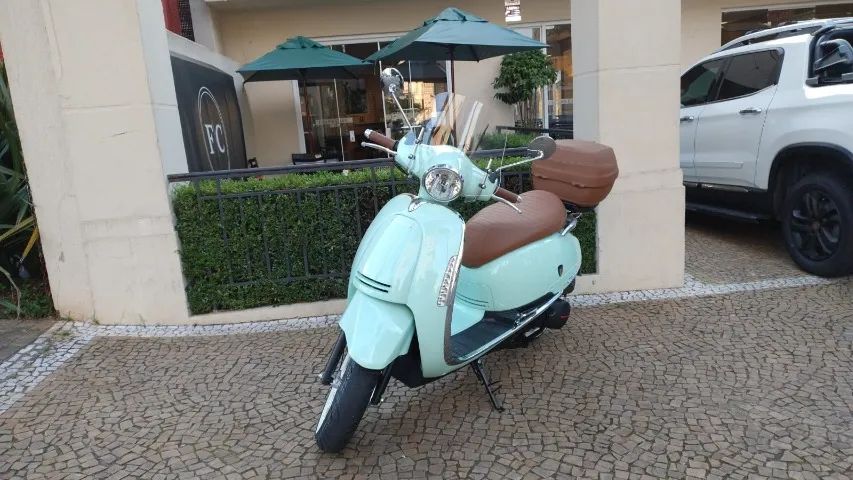 Scooter (Retrô) 150 cc mod. 2025, completa. Compre Hoje!