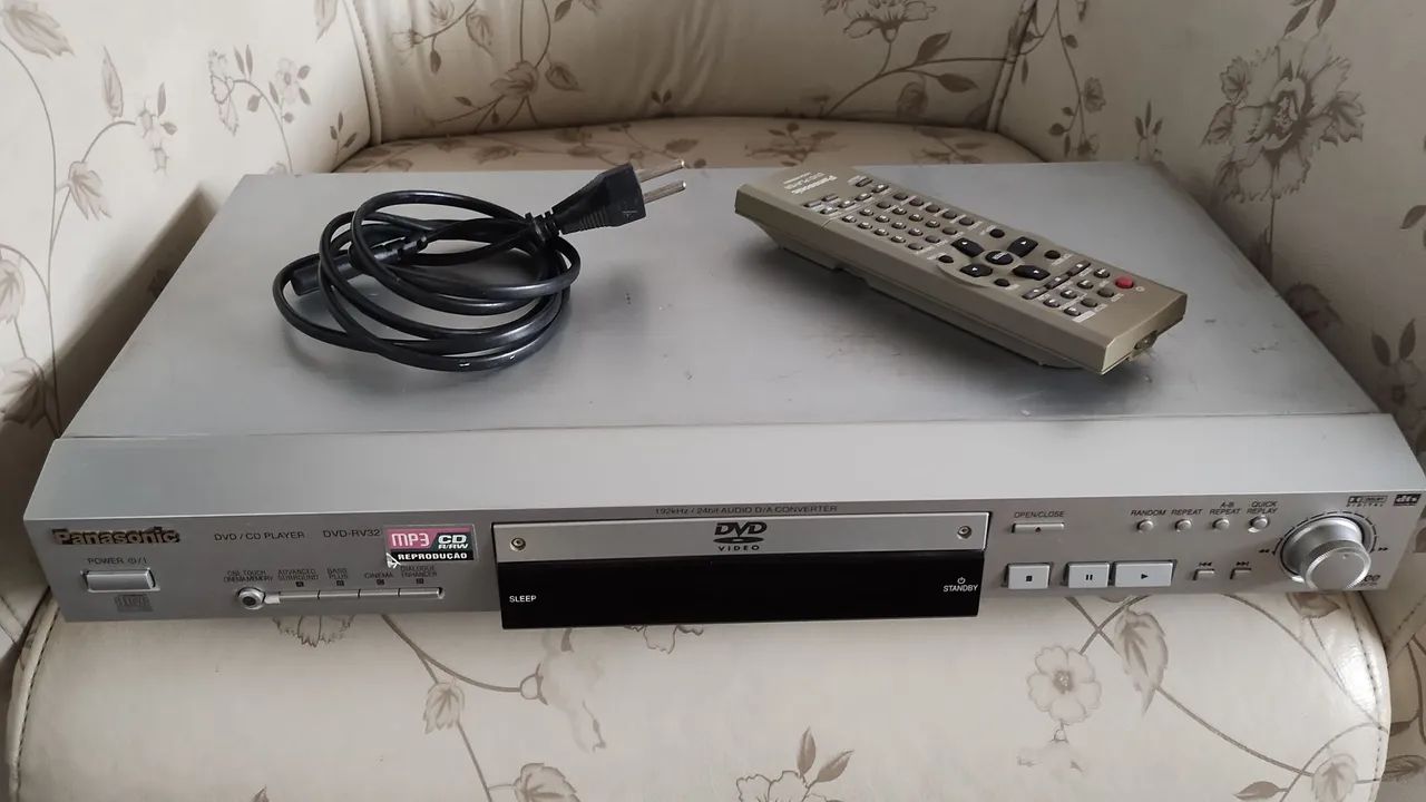 Aparelho DVD Panasonic modelo mais antigo