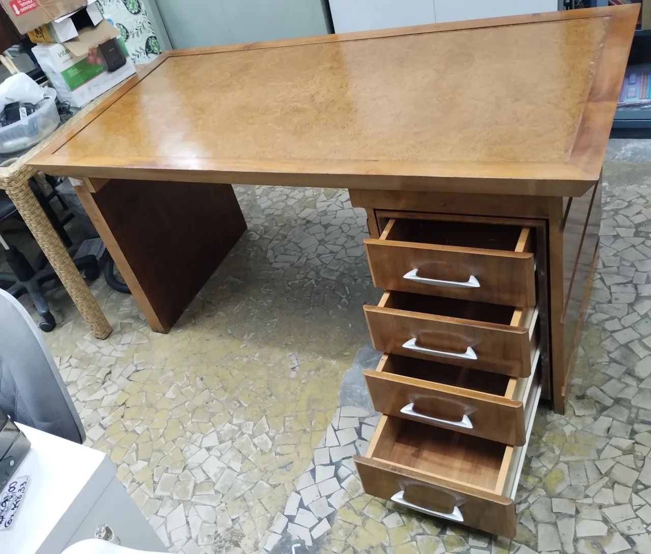 Escrivaninha para escritório antiga 160 x 80 - Foto 2