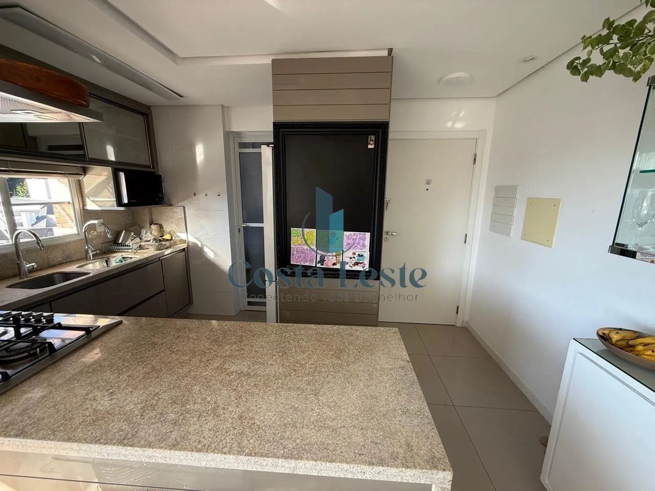 Excelente apartamento de 2 dormitórios com su íte no Itacorubi - Foto 4