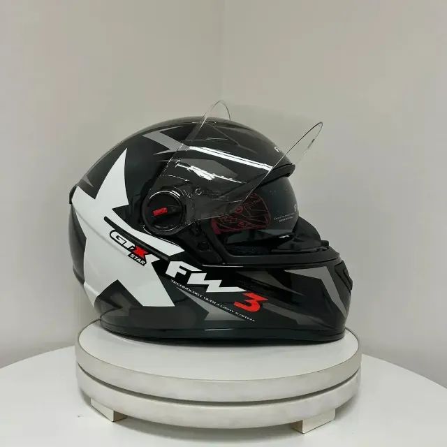 Capacete Integral FW3 GTX Estrela Preto e Branco