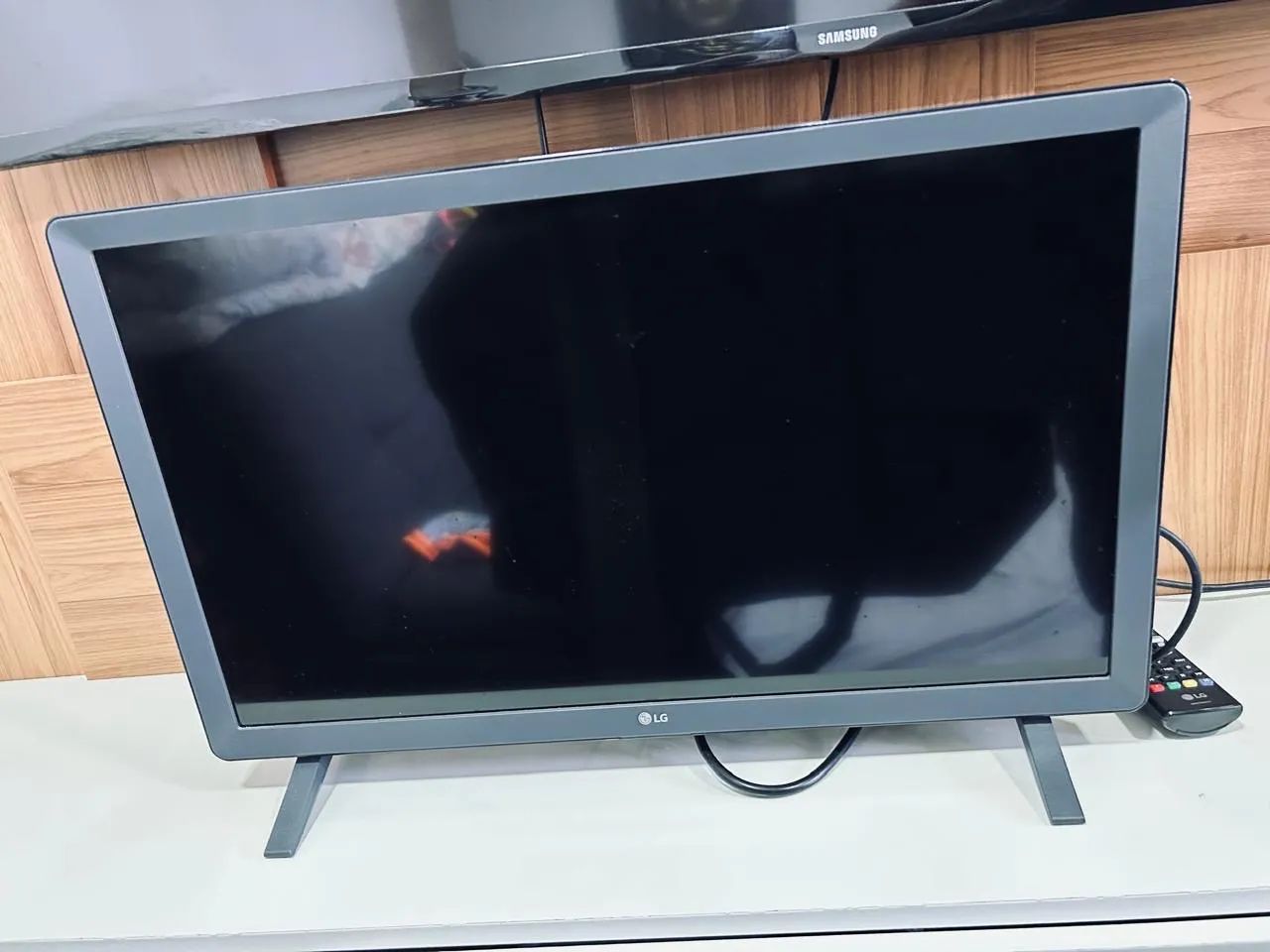 Tv Smart  Monitor 24 LG  - Foto 4