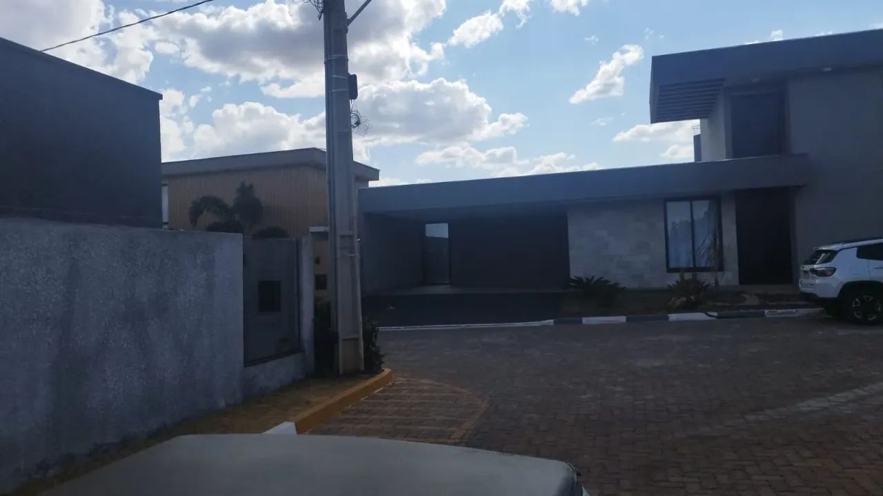 lote em condomínio altíssimo padrão - Foto 3