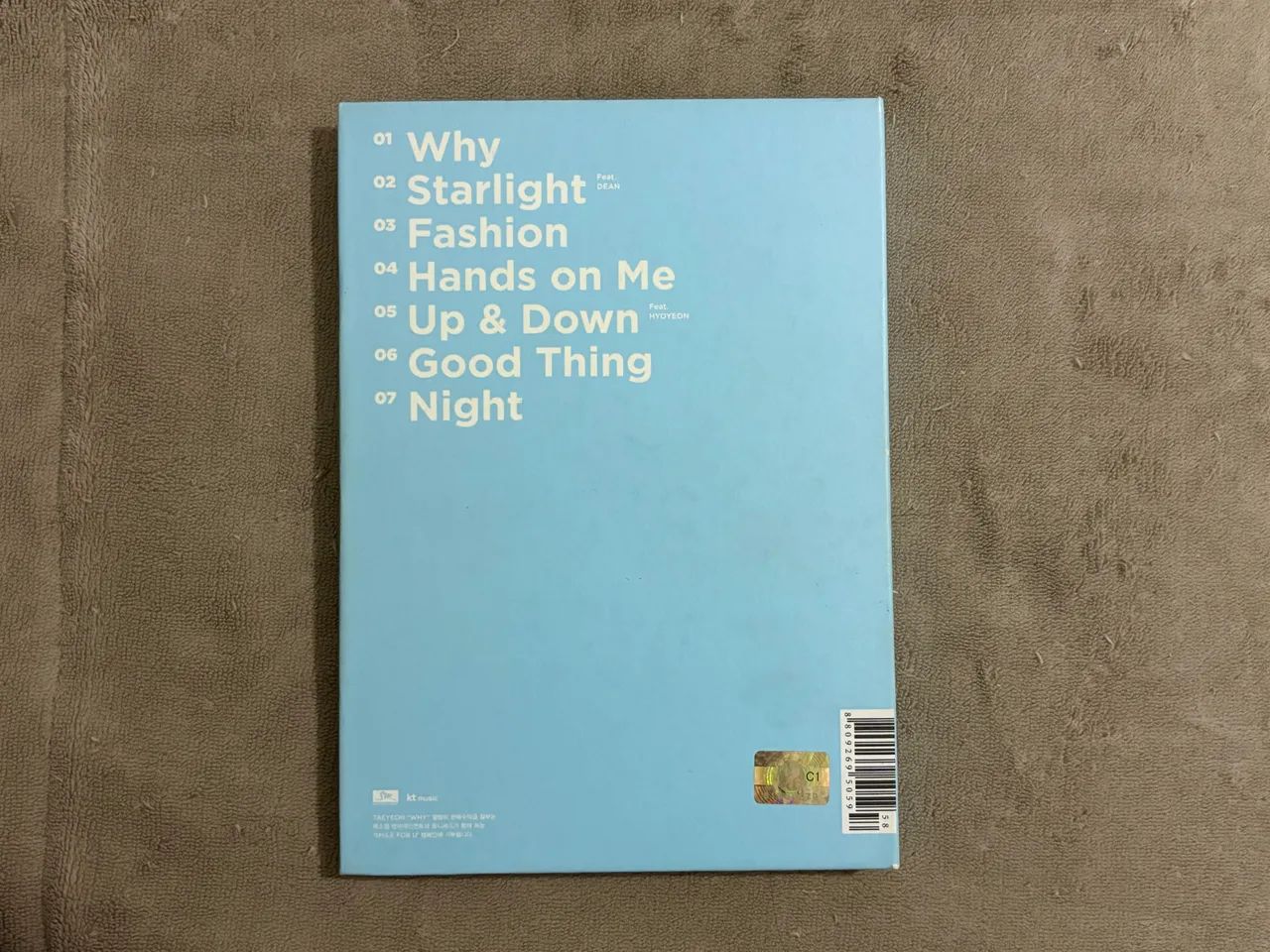  Álbum Why da cantora Taeyeon  - Foto 2