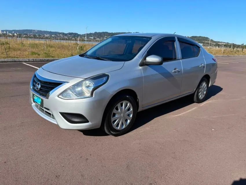 Nissan Versa 2016