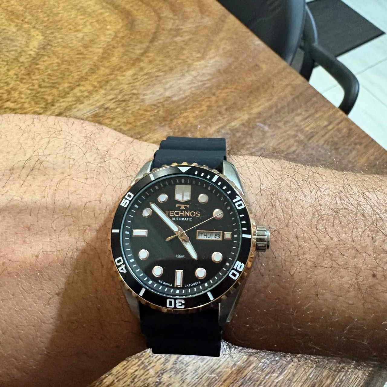 Relógio technos automático sem uso  43 mm - Foto 2