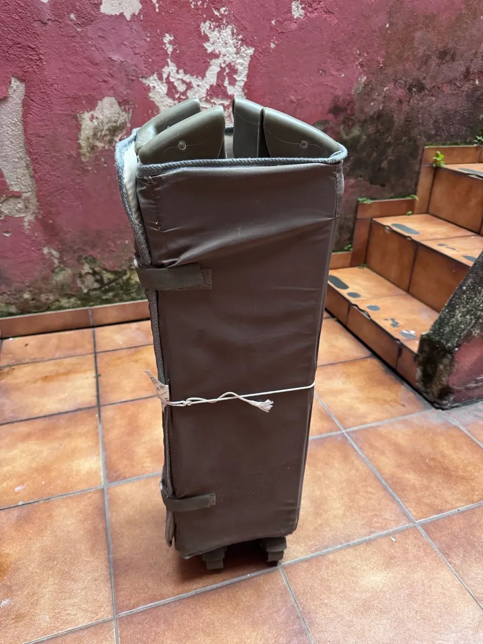 Berço portátil tipo chiqueirinho 