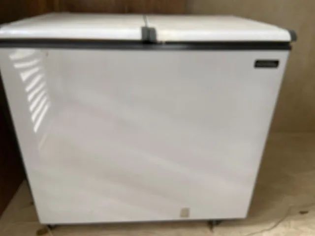 FREEZER HORIZONTAL ESMALTEC ECH350 303L BRANCO 220V