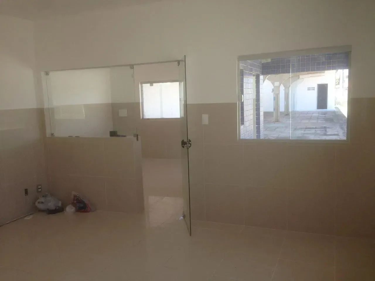 ALUGO GALPÃO com 750m² em Ponta de Campina - Cabedelo - PB