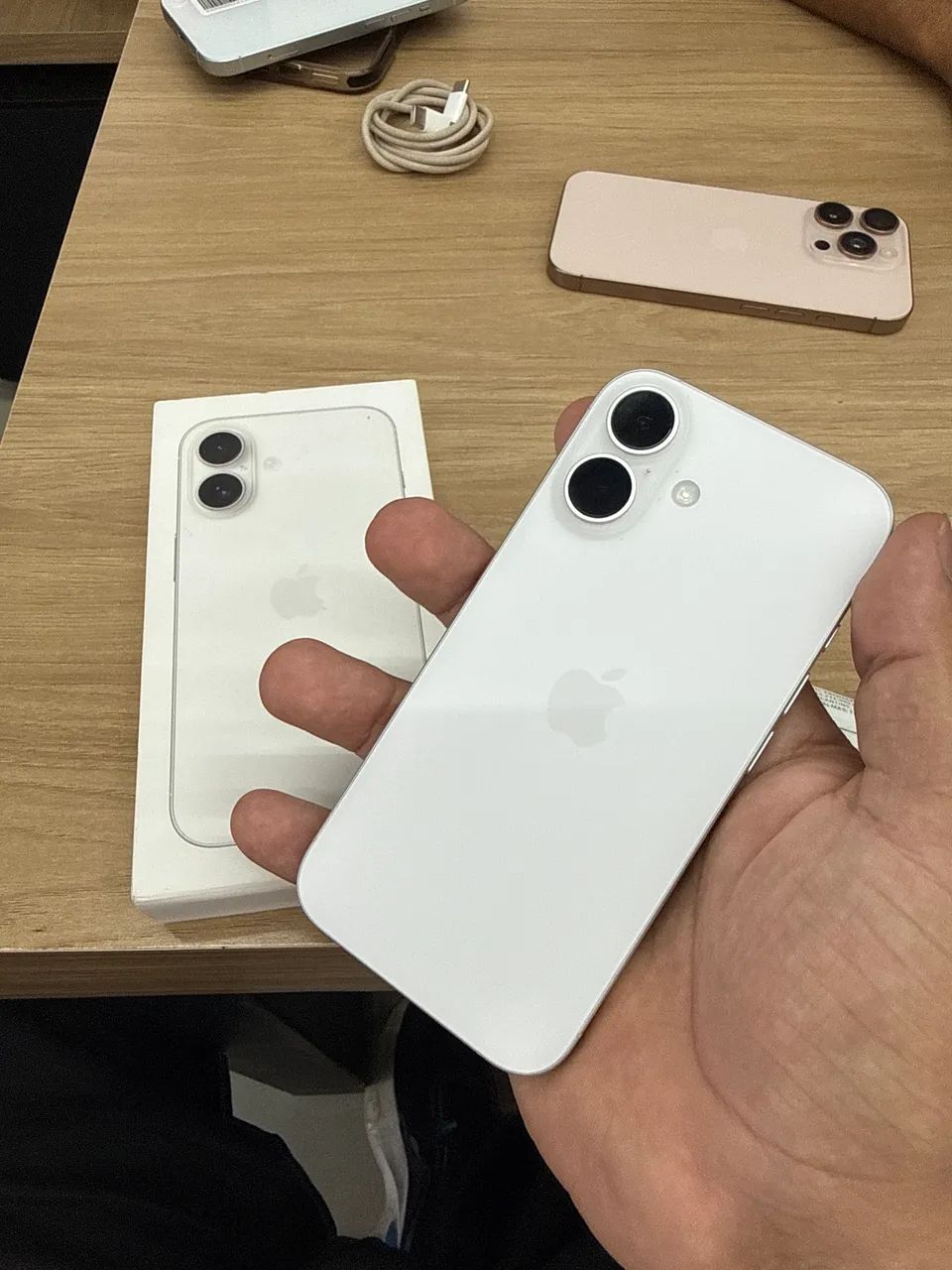 iPhone 16 128gb Branco 92%