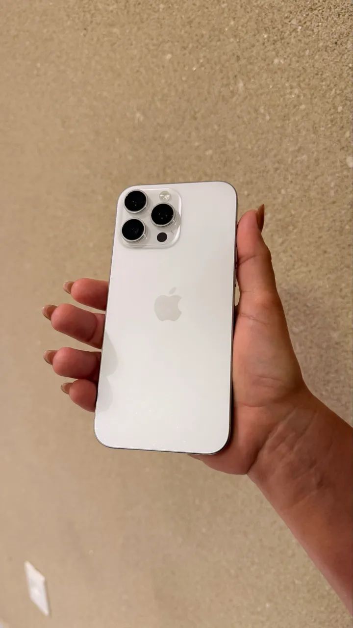 iPhone 16 Pro Max 256GB - Titânio Branco - Foto 2