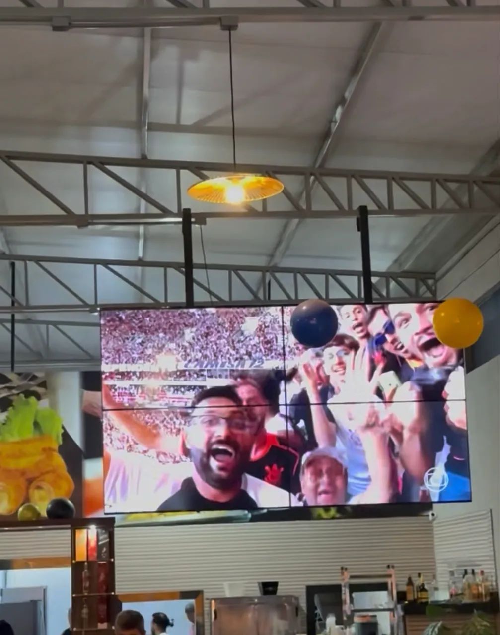 TELÃO VIDEO WALL 141 POLEGADAS - 4 TVs 70? 4K - Foto 5