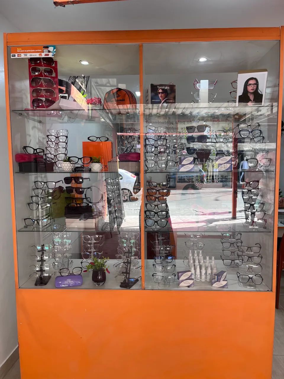 Vendo móveis para ótica  - Foto 2
