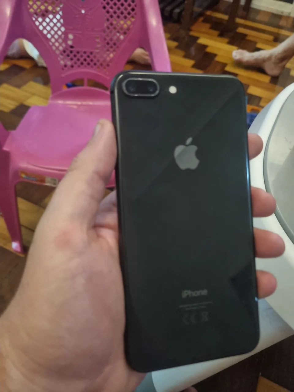 Iphone 8 Plus - 128GB - Foto 2
