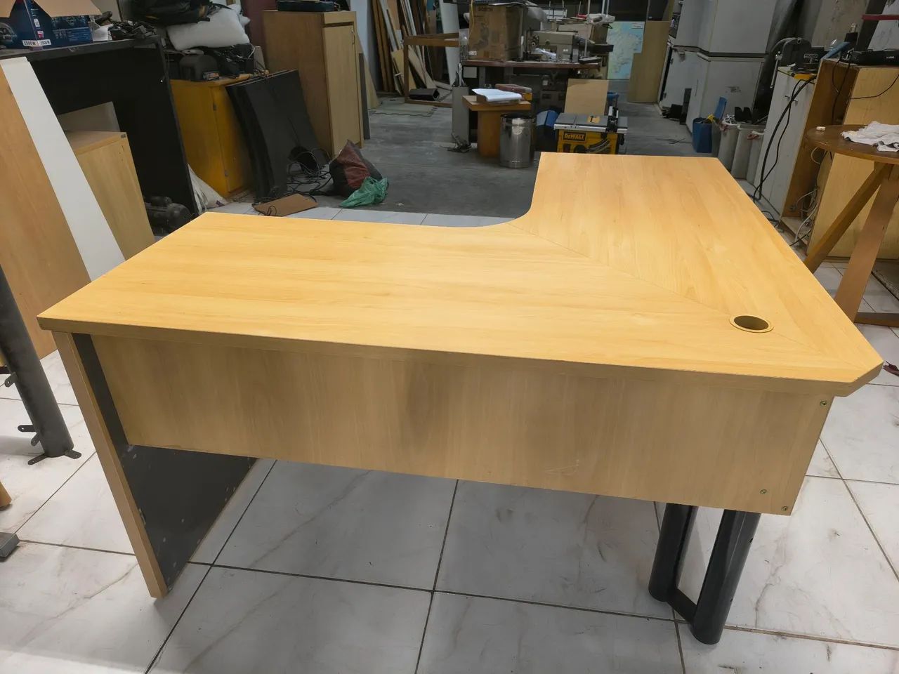 Mesa em L