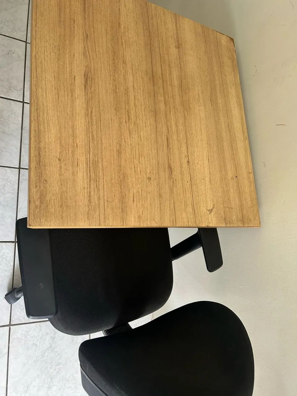 Mesa de estudo e cadeira  - Foto 3