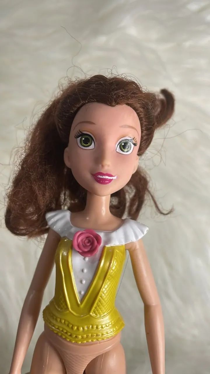 Boneca Princesa Bela - Foto 3