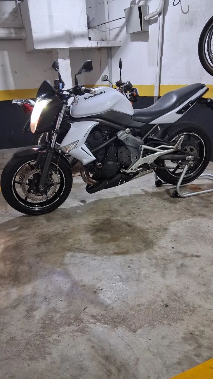 Kawasaki ER6N 2010 - Foto 4