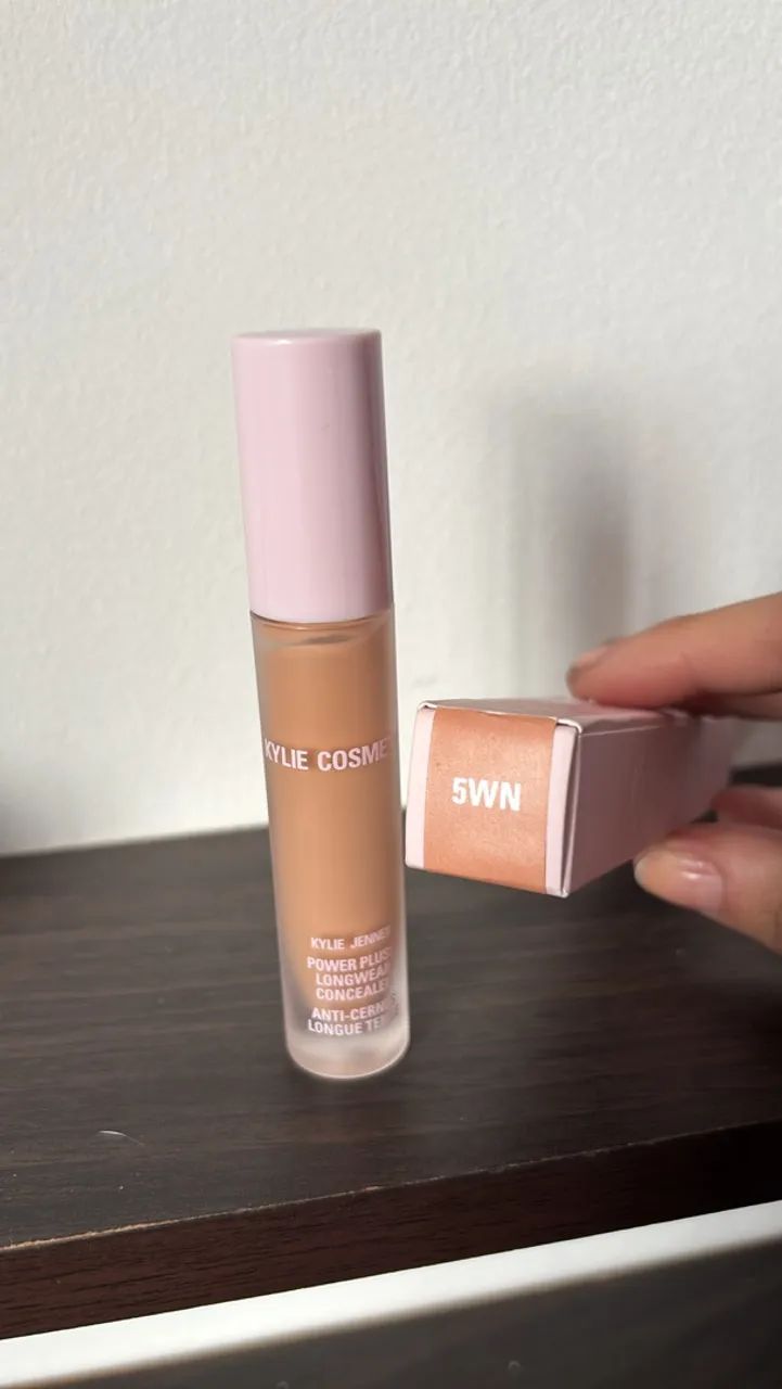 Kylie Cosmetics NOVO E NÃO UTILIZADO