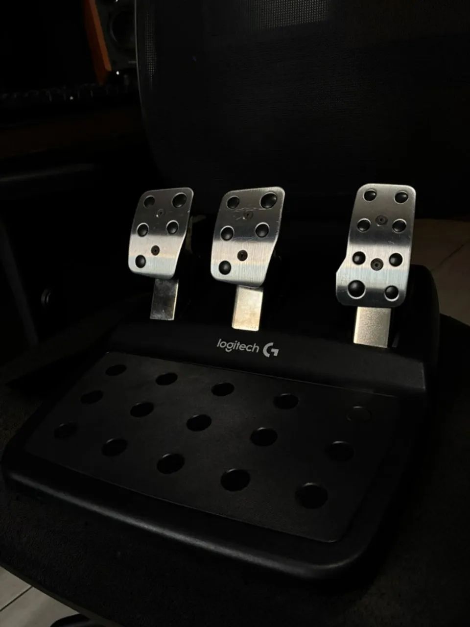 Volante Logitech G920 com pedal e câmbio - Foto 3